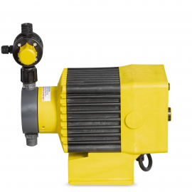 B122-495SI | LMI Metering Pump - 2.5 GPH - 100 psi - PP w/ MFV